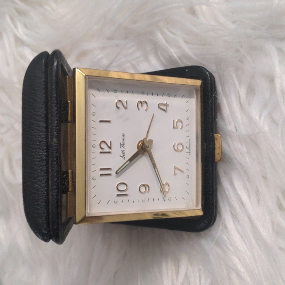 Seth Thomas foldable travel watch